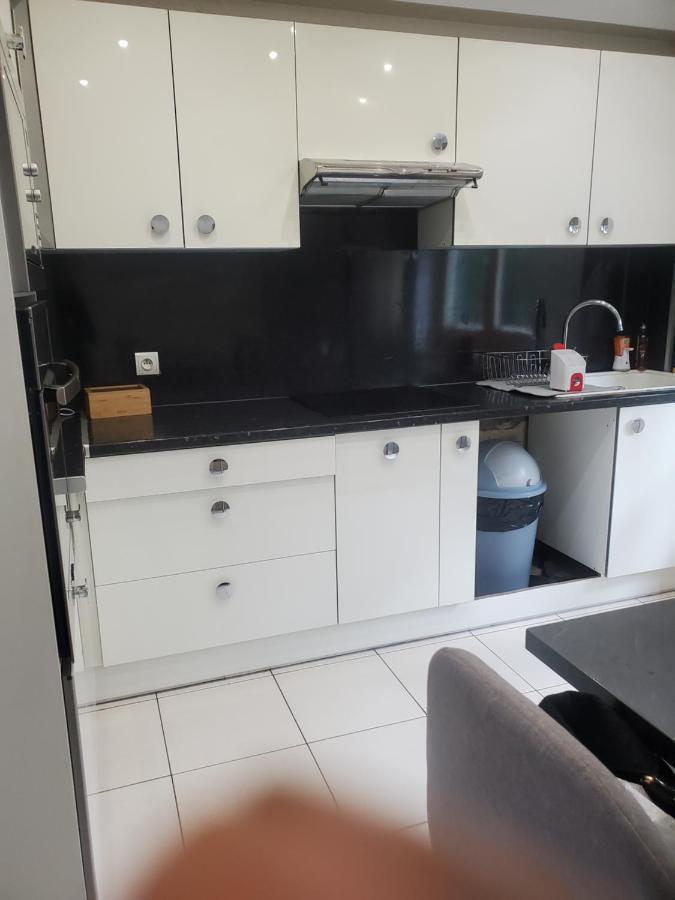 Appartement Meuble Aux Portes De Geneve Анмас Екстериор снимка